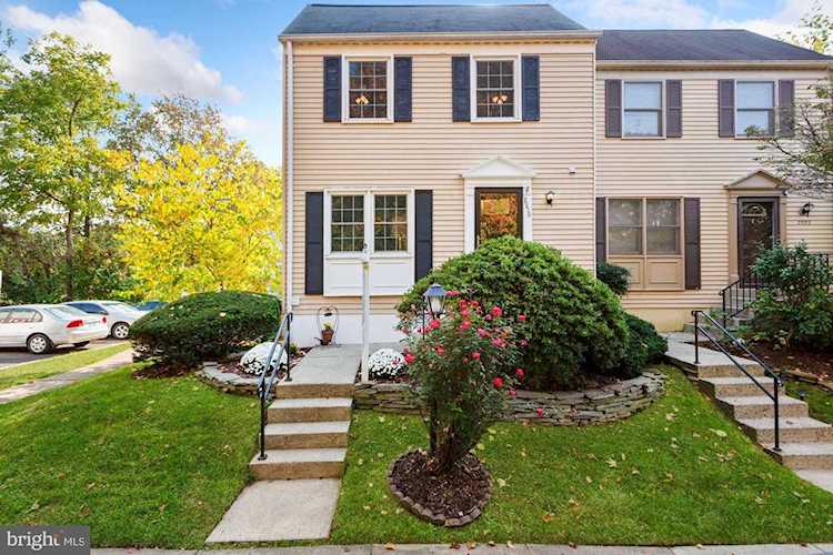 2950 Oakleigh Ln Oakton, VA 22124