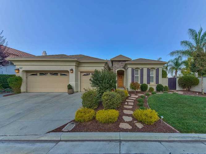 1975 Killarney Ct Gilroy, CA 95020