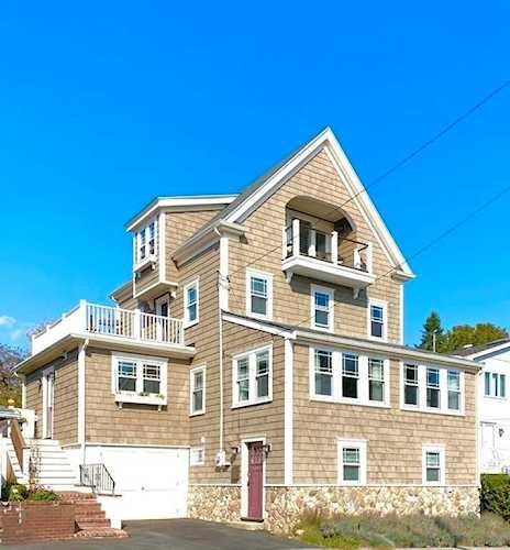 58 Brunswick Street Quincy, MA 02171