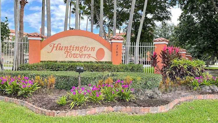 7370 S Oriole Boulevard #406 Delray Beach, FL 33446