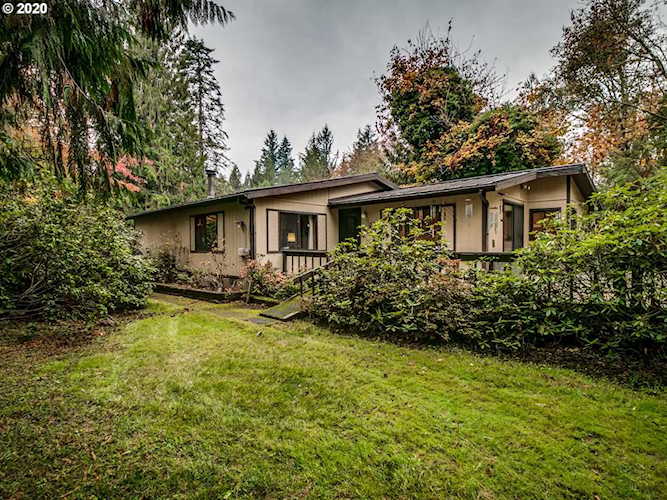 23501 S Trillium Hollow Rd Oregon City, OR 97045