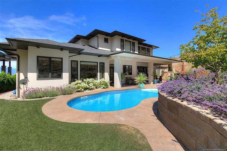 5683 Jasper Way Kelowna, BC V1W5L7