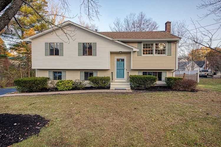 22 Marquand Lane Newburyport, MA 01950