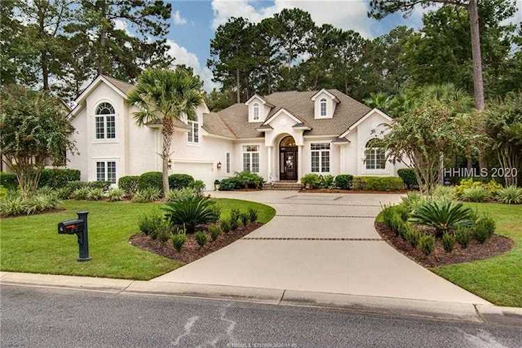 6 Canterbury Ln Bluffton, SC 29910