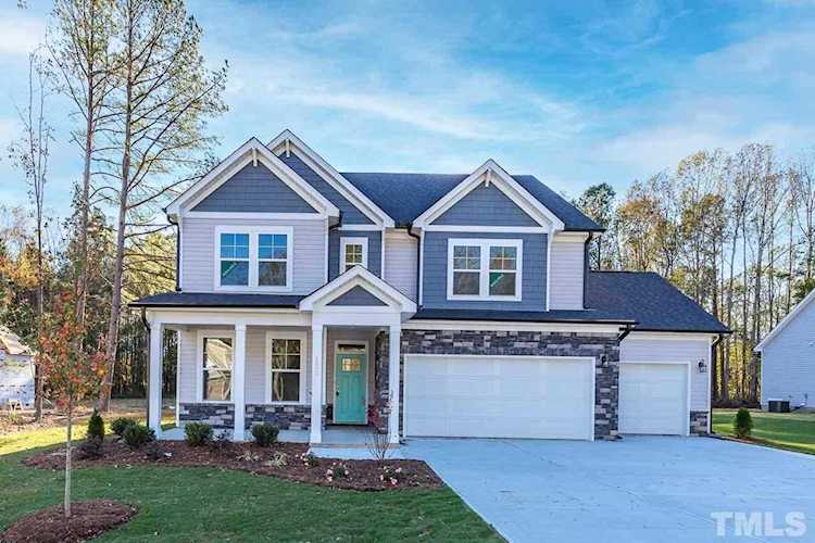 132 E Odell Lane Zebulon, NC 27597