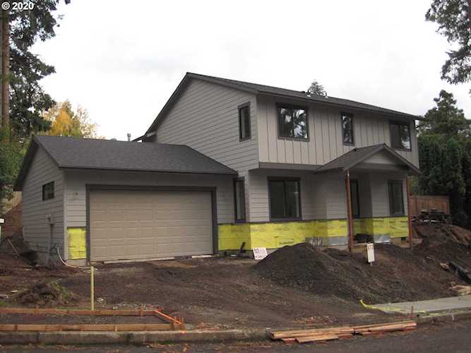 972 SW Florence Ct Gresham, OR 97080