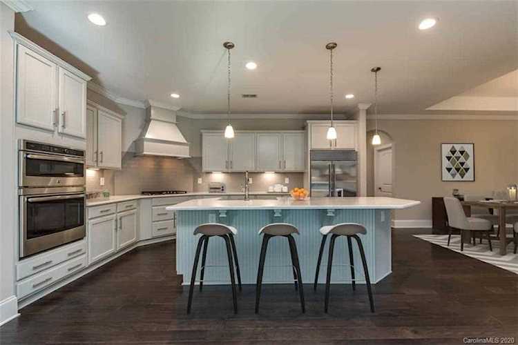 3014 Portico Place Tega Cay, SC 29708