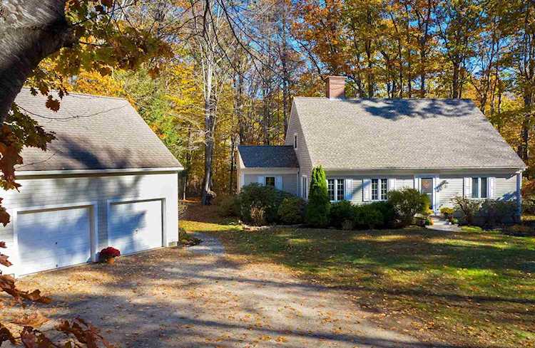 9 Walt Kuhn Rd York, ME 03902
