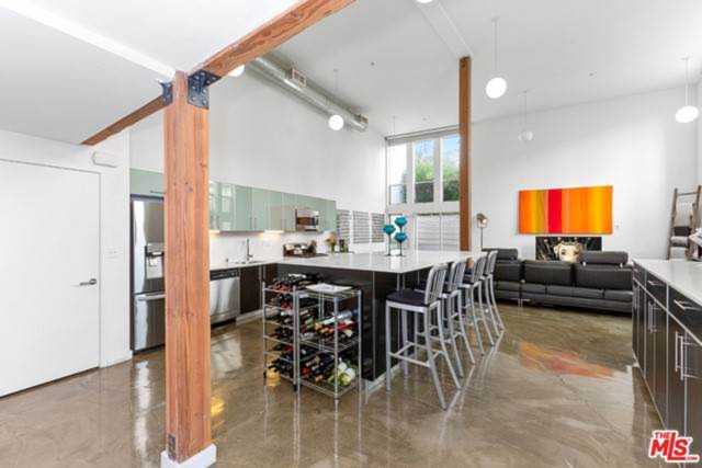 4215 Glencoe Avenue #105 Marina Del Rey, CA 90292