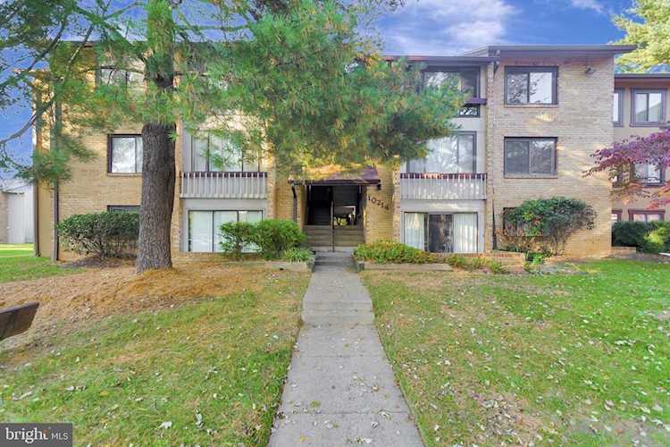 10214 Bushman Dr #101 Oakton, VA 22124