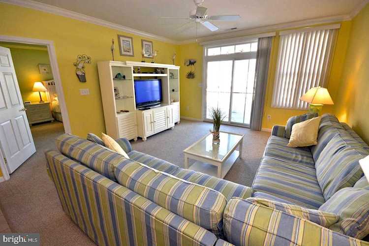37 Fountain Dr W Ocean City, MD 21842