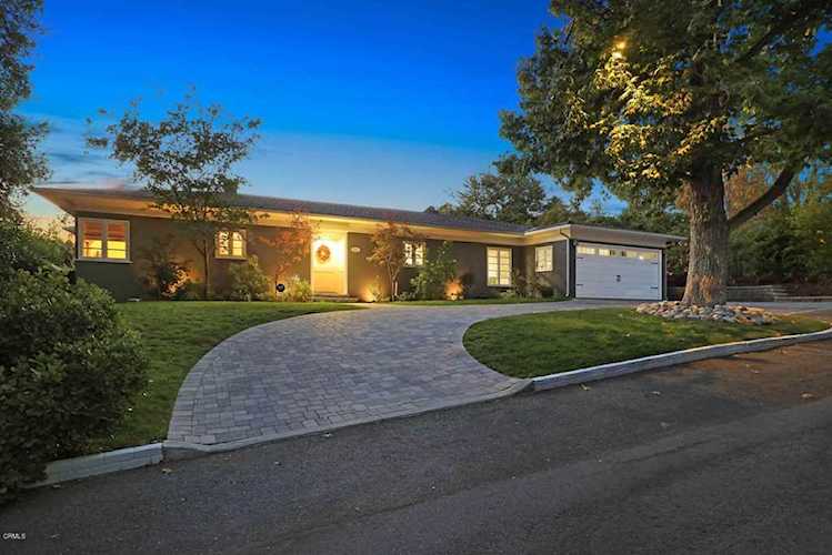 5101 Oakwood Avenue La Canada Flintridge, CA 91011