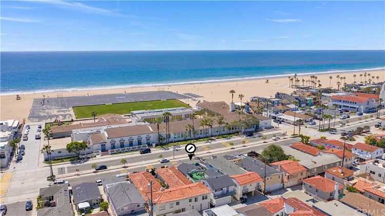 1320 W Balboa Boulevard Newport Beach, CA 92661