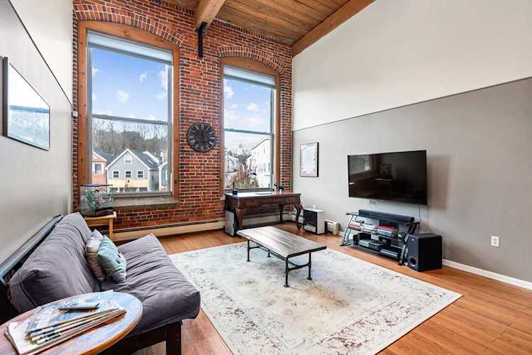 125 Main St #63 Newmarket, NH 03857