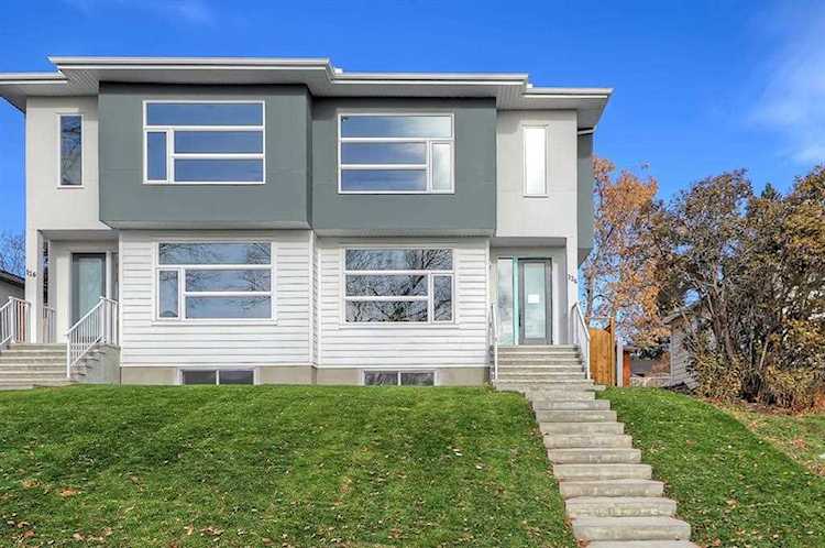 124 31 Ave NW Calgary, AB T2M 2N9