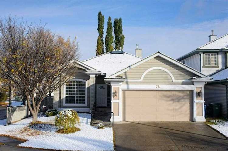 76 Douglas Glen Heights SE Calgary, AB T2Z 3T5