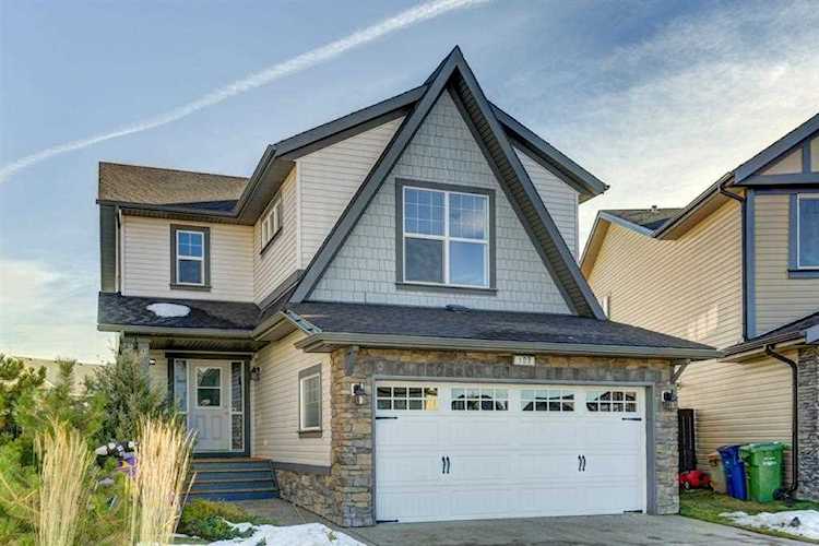 103 Kingsland Place Airdrie, AB T4A 0C7