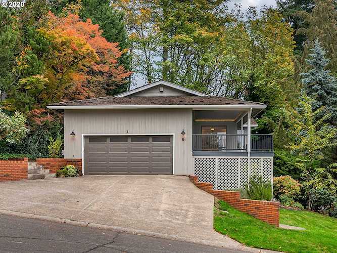 6 Yorick St Lake Oswego, OR 97035