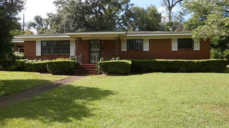 832 Dent St Tallahassee, FL 32304 in Saxson-North West Photo 1