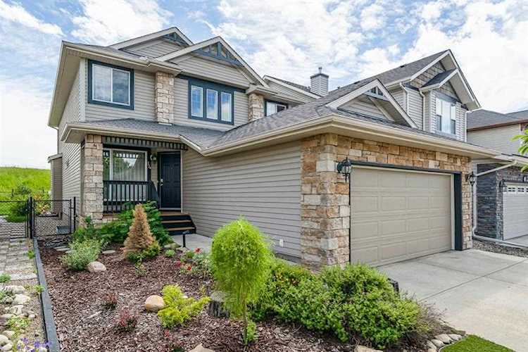 14 Kincora Landing NW Calgary, AB T3R 1K8