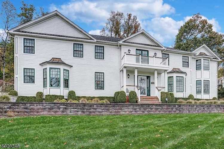 6 Valley View Rd Chatham Twp., NJ 07928