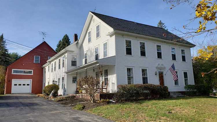 295 S Main St Wolfeboro, NH 03894 | MLS 4832283 Photo 1