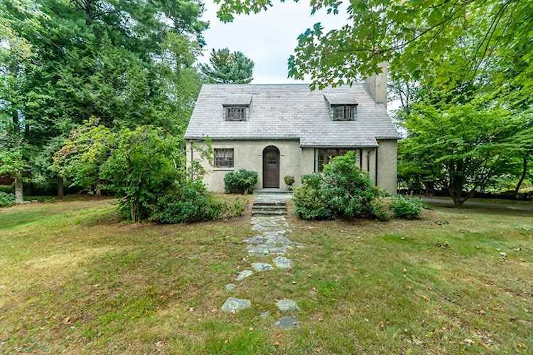 18 Orchard Street Andover, MA 01810 | MLS 72724788 Photo 1