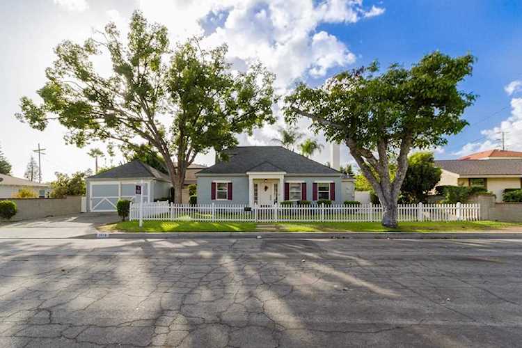 5615 Alessandro Avenue Temple City, CA 91780