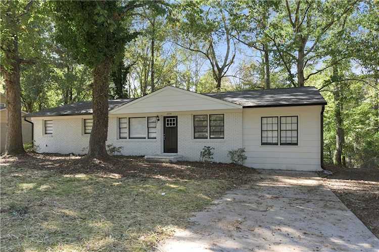 10543 Thrasher Rd, Jonesboro, GA 30238 - Premier Atlanta Real Estate Photo 1