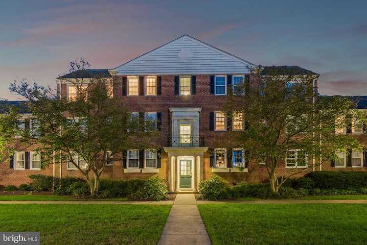 6702 Wakefield Dr #C1 Alexandria, VA 22307 | MLS ® VAFX1160674 Photo 1