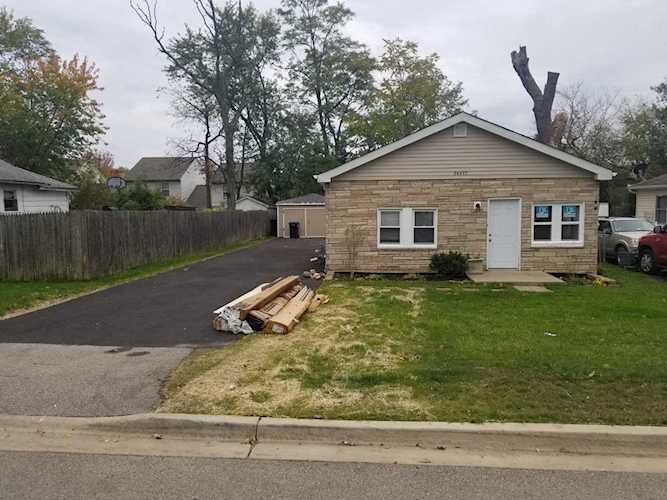 24693 W Passavant Ave Round Lake, IL 60073 | MLS 10915703 Photo 1