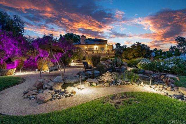 319 Hill Court Fallbrook, CA 92028