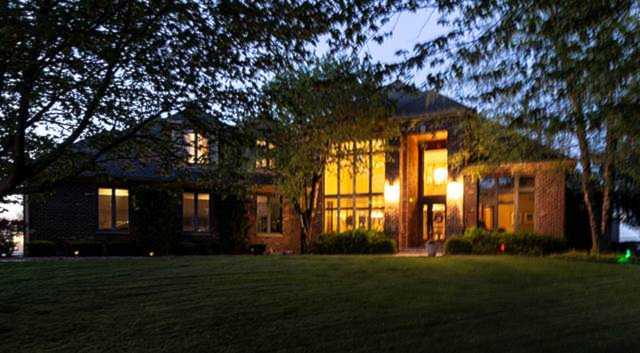 6N541 Glenwood Dr St. Charles, IL 60175