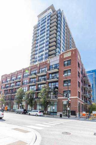 210 S Des Plaines St #1005 Chicago, IL 60661 | MLS 10925001 Photo 1