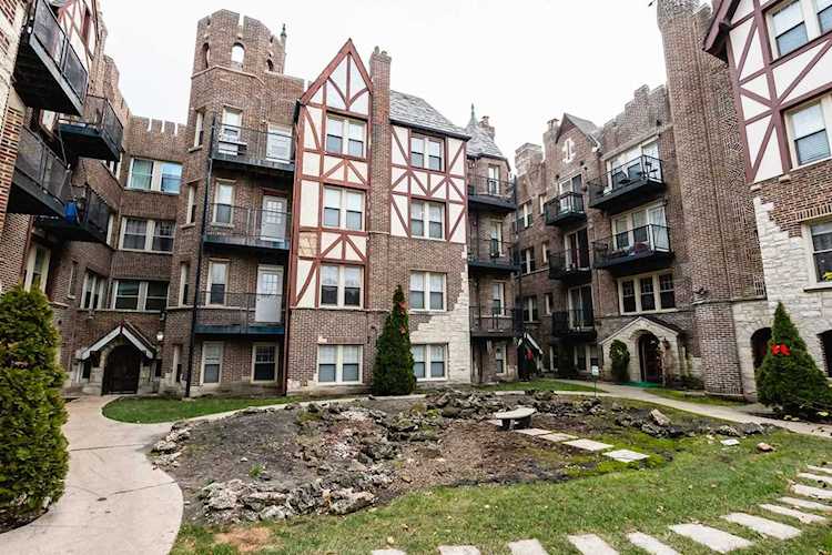 5717 N Kimball Ave #1S Chicago, IL 60659 | MLS 10678627 Photo 1