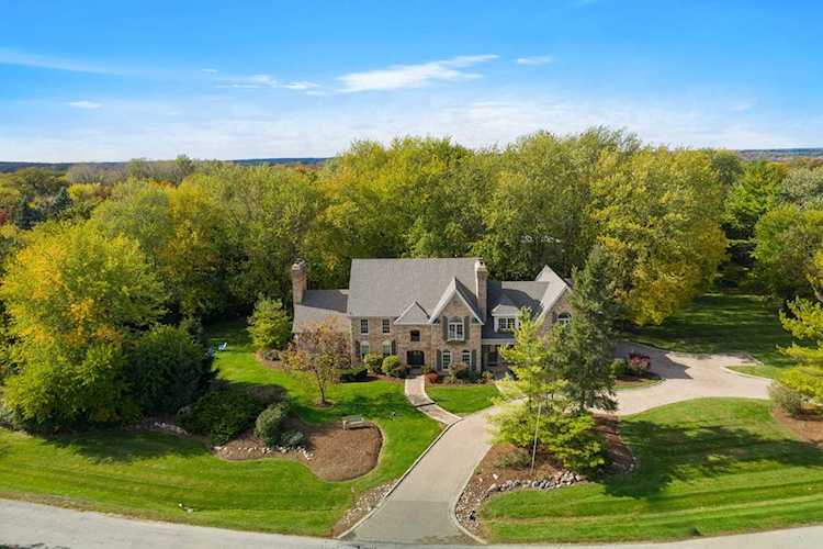 5N730 E Ridgewood Dr St. Charles, IL 60175