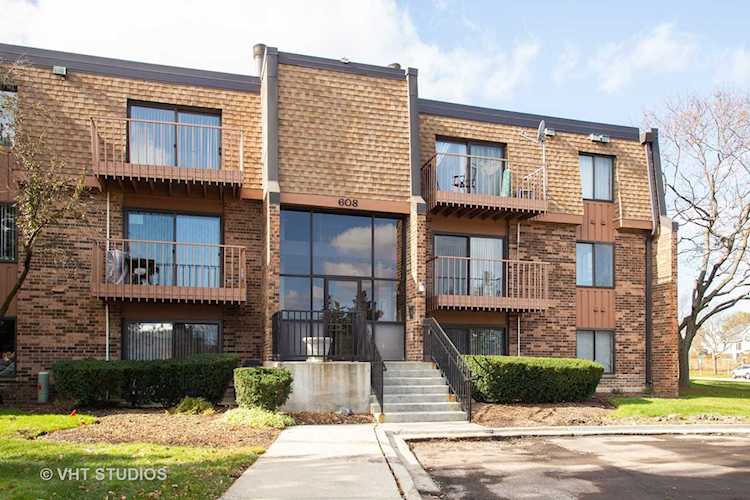608 S Waterford Rd #3A Schaumburg, IL 60193