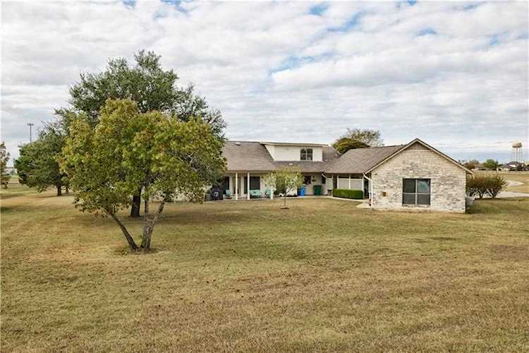 1741 Rowe LOOP Pflugerville, TX 78660