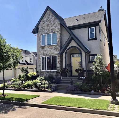 9907 144 Avenue NW Edmonton, AB T5E 6M6