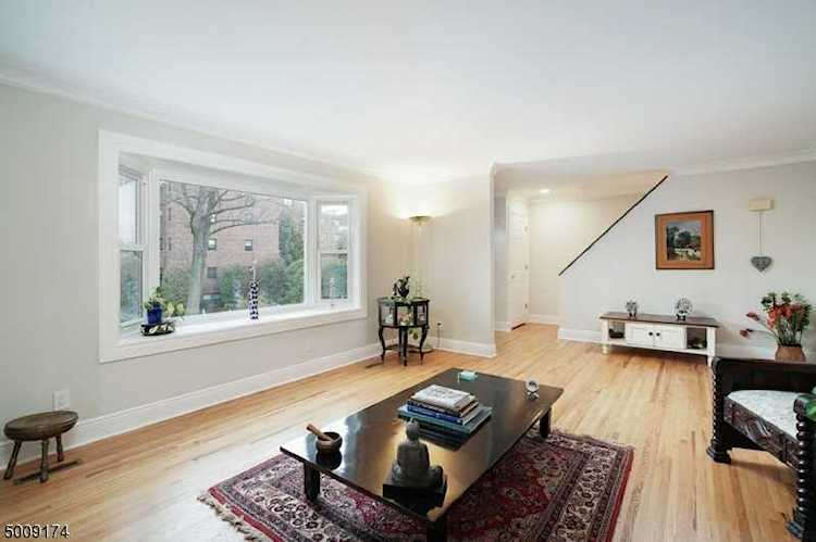 45 Hill St Morristown Town, NJ 07960