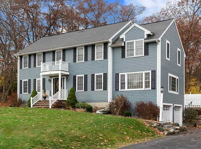 16 Paulornette Circle Andover, MA 01810