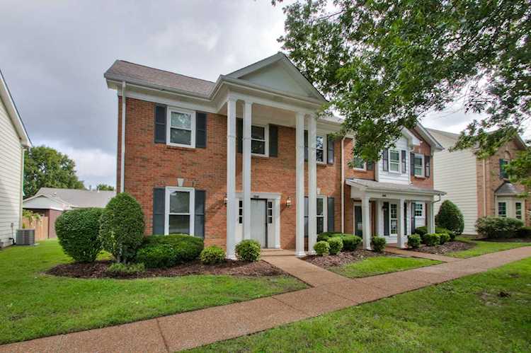 8954 Sawyer Brown Rd Nashville, TN 37221