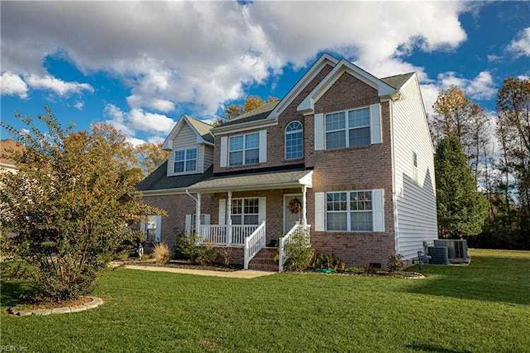 home for sale in Woodlands Of Nansemond Suffolk VA 23435 - MLS 10350426 Photo 1
