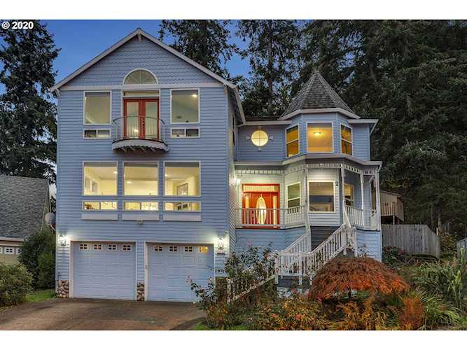 11762 SE Broyles Ct Clackamas, OR 97015