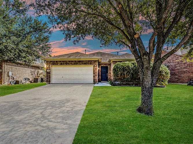 243 Marquitos DR Kyle, TX 78640