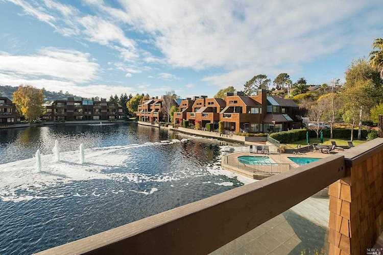 33 Lagoon Vista Tiburon, CA 94920