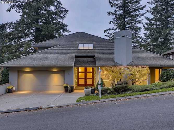 27 Juarez St Lake Oswego, OR 97035