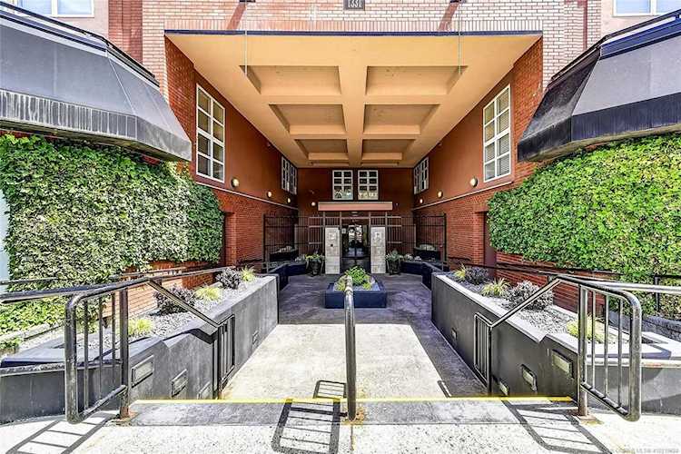 1331 Ellis Street #304 Kelowna, BC V1Y1Z9
