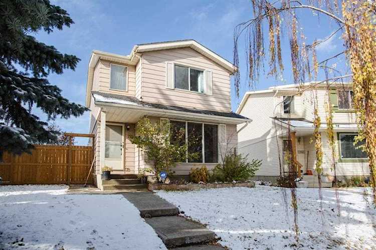 23 Erin Woods Place SE Calgary, AB T2B 2W5