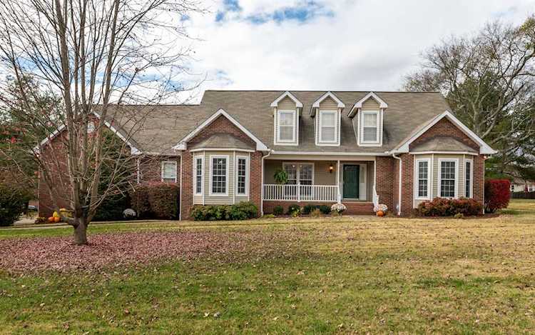 103 Green Meadows Dr Hendersonville, TN 37075